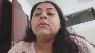 Moviendo y deformando mi nariz- close-up