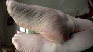 Jerk Off To My Feet - Frankie, 1st