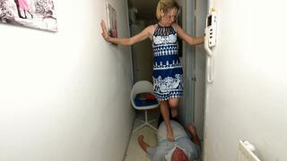 Danielle's Hall Trampling 10 (4K)