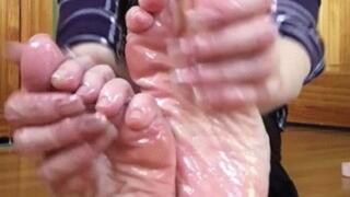 MANHANDLING SHINY SIZE 9'S