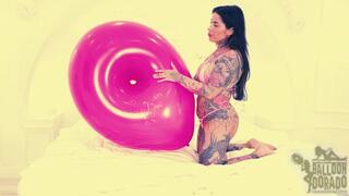 JJ 24 Inch Donut blow to pop 4K UHD Version