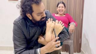 Electric Toothbrush Tickling on Beautiful Indian Wife’s Feet – She Goes Crazy! | Beautiful Indian Wife Loses Control from Electric Toothbrush Foot Tickling