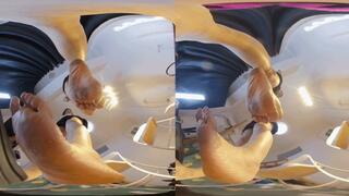 3DVR180 ERER RUIRUI POV Dirty shoes smelly feet STOMPLING