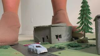 M2C m2 m3 booted giantess grows giga in nylons