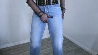 Jeans lingerie teasing
