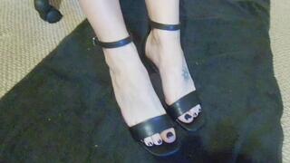 Sexy Mexi My Toe Skills Wiggling in my Heels Pt2