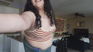 BBW Tia Give You a Blow job