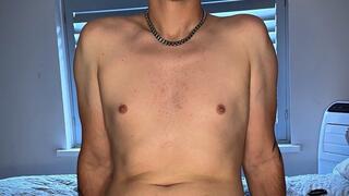 Mirror Focus - Solo Close Up.