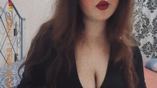 JE BÂTIS MON EMPIRE, TOI TU T'ÉTOUFFES DANS TA FAIBLESSE