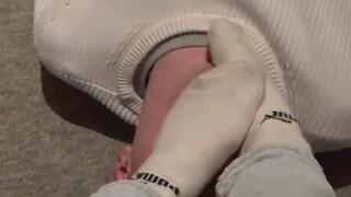 German girl shoe size 35 letting out all her gaming frustration