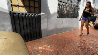 Kahina in heels, in the old Fiat 147