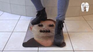 Slave pic use as crush floor