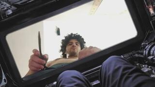 I was about to clean this machine but somehow I noticed someone inside. So yeah, I decided to put up a show.