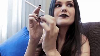 Smoking Sexy Lips 100's Model Paula Video 0067