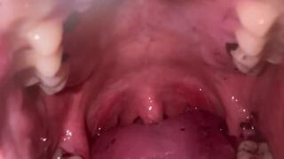 Goddess Destroys A Snack Before Eating Tiny Viewer