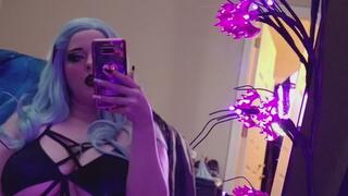 Goth Fun Mirror play