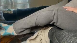 Seated Multi Layers Calf Exposure