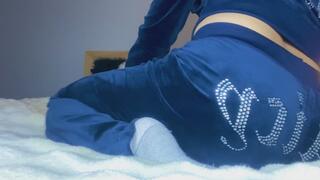 Fit Body College Girl Pillow Humping Juicy Couture Velour Tracksuit Clothed Squirt In Pants