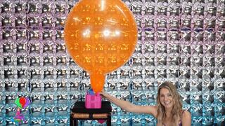 Lexy Machine Pops 14 Balloons HD (1920x1080)