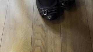Smelly work flats shoeplay 1