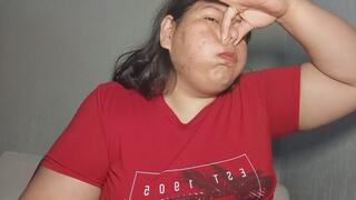 Inflating Cheeks While Pinching My Nose. Breath Holding Play