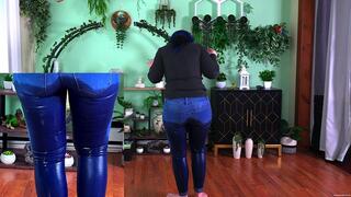 He Will Not Let Her Pee (4K) - Vonka Romanov