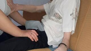 The inspector gets a handjob through his underwear MP4