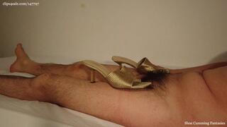 Clip #52 Gold Heels Toeprints Wank (HD - MP4 Version)