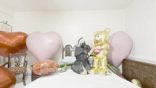 Valentines special giant foil balloons