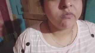 Intentando quitar el hipo con gÃ¡rgaras.