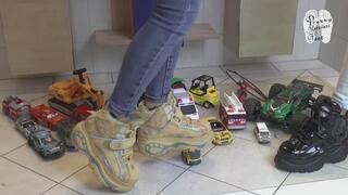 Toy Car crush with Buffalo Classics