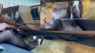 Custom video. Roberts revving video