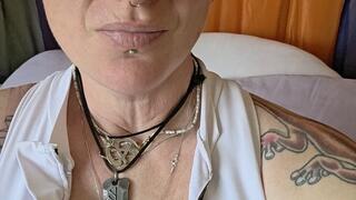 Stillness Is Power | 1 Minute Breath Hold