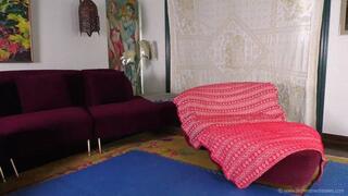 Valentine’s Day Fight For The Cheating Stallion!! Kristiana and Robin Fight On!!!