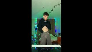 Look At How Much Cum This Hungry Twink Can Spray