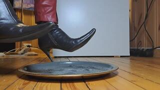 Pointy Ankle Boots and Red Leather pants Trample Ashtray Plate