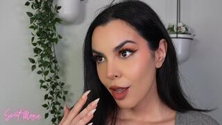 Holding them in | Sweet Maria