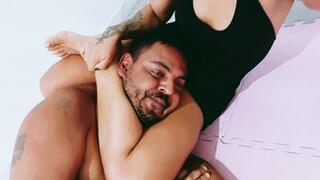 Savage Mixed Wrestling Smother: Brazilian Brunette Scissors and Crushes His Will