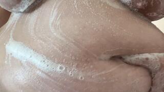 BBW Sudsy Shower