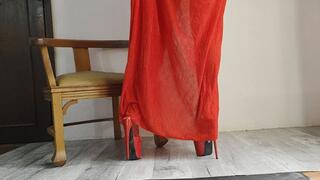 Sublime crossed Legs Fetish session by the Red Devil Milah