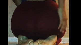 Sexy feet and huge oiled ass