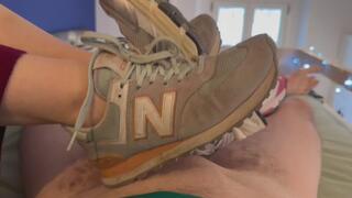 Shoejob with three pair of new balance and cum inside a shoe!