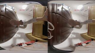 3DVR180 MARTINA BAREFOOT POV C4sgiantess26