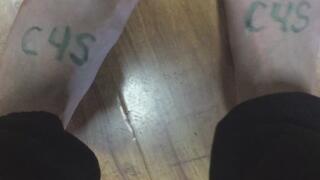 BLONDE HARDWOOD FLOOR LEGS & FEET