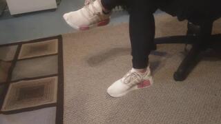 Sexy Mexi Deep Toe Wiggling In Trainer Sneakers