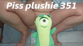 Piss plushie 351