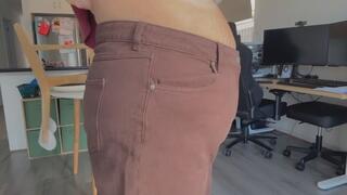 Rank post-gastro bloated tummy farts in jeans