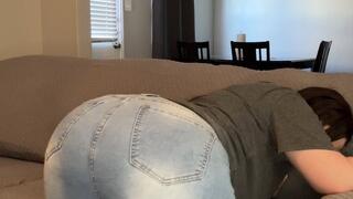 Thick MILF in Tight Jeans Fart Tease