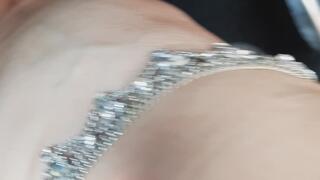 La macchina ha deciso di lasciarmi a piedi lungo una strada in aperta campagna. Non c'è stato nessun verso di farla partire.