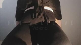 BBW Giantess makes you cum in her Deep Navel Apron Belly